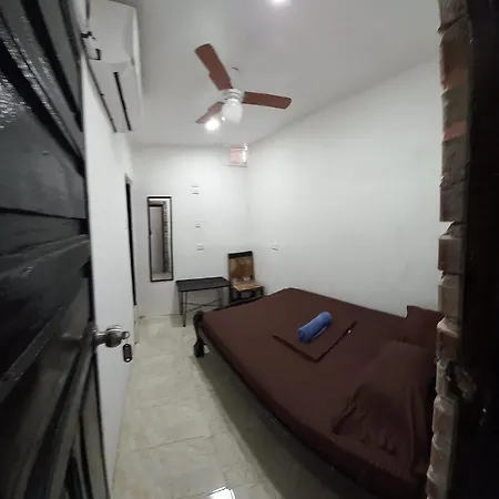 El Balconcito 3*