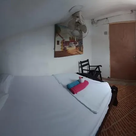 El Balconcito 3*